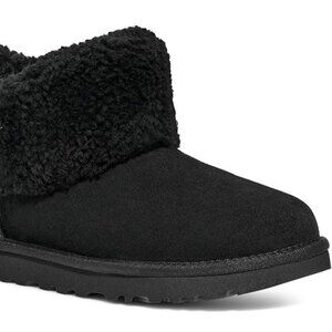 UGG - Ultra Mini Braid